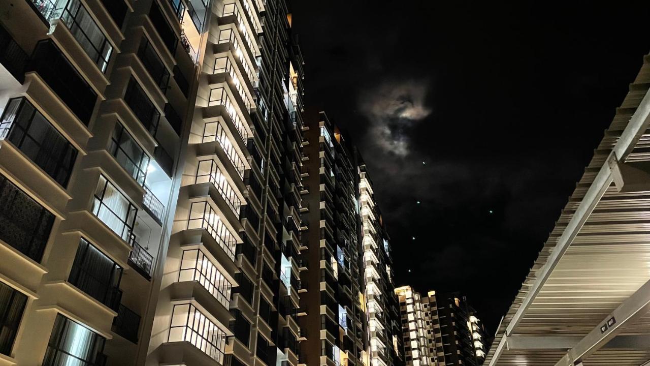 Sandakan Homestay Sea-Forest View Apartment 2R2B 海森雙景公寓 Экстерьер фото